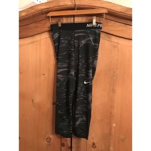 Nike smoke leggings